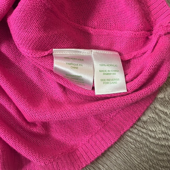 V neck sweater - Picture 2 of 2